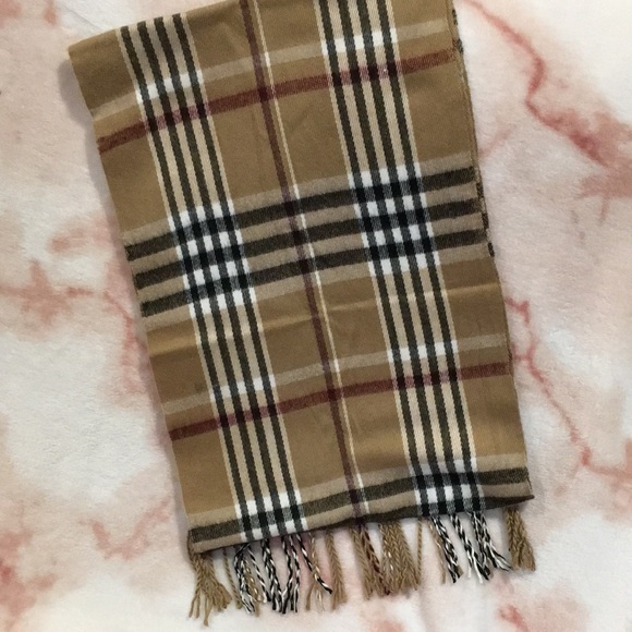 Pierre Cardin Other - Pierre Cardin Acrylic Woven Scarf NWOT Tan Black White Red Plaid. 12.50” X 80”